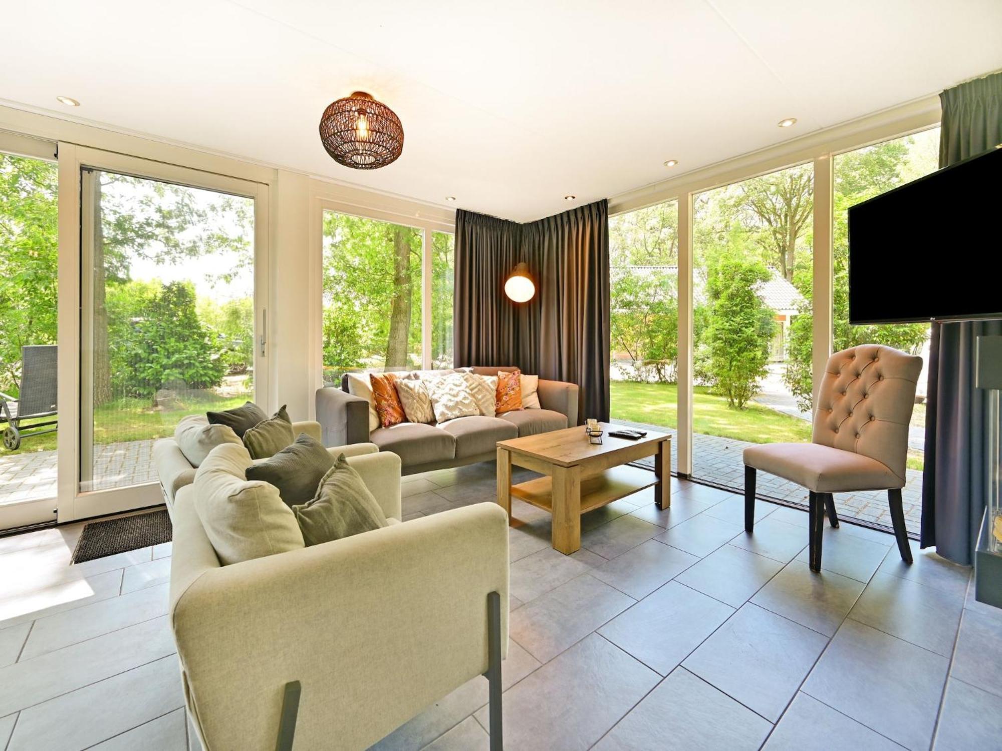 Chalet With Gorgeous View Of The Natural Surroundings Weerselo Exterior photo