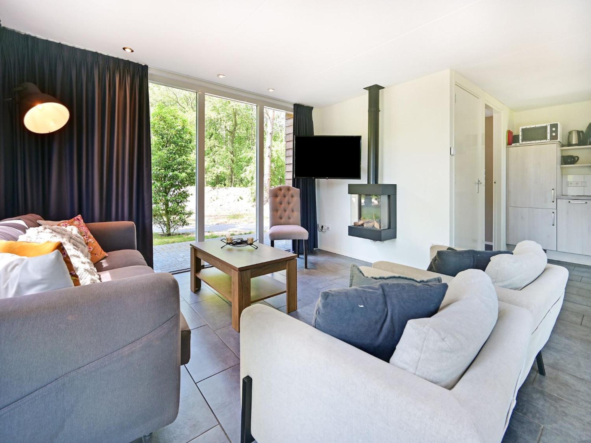 Chalet With Gorgeous View Of The Natural Surroundings Weerselo Exterior photo