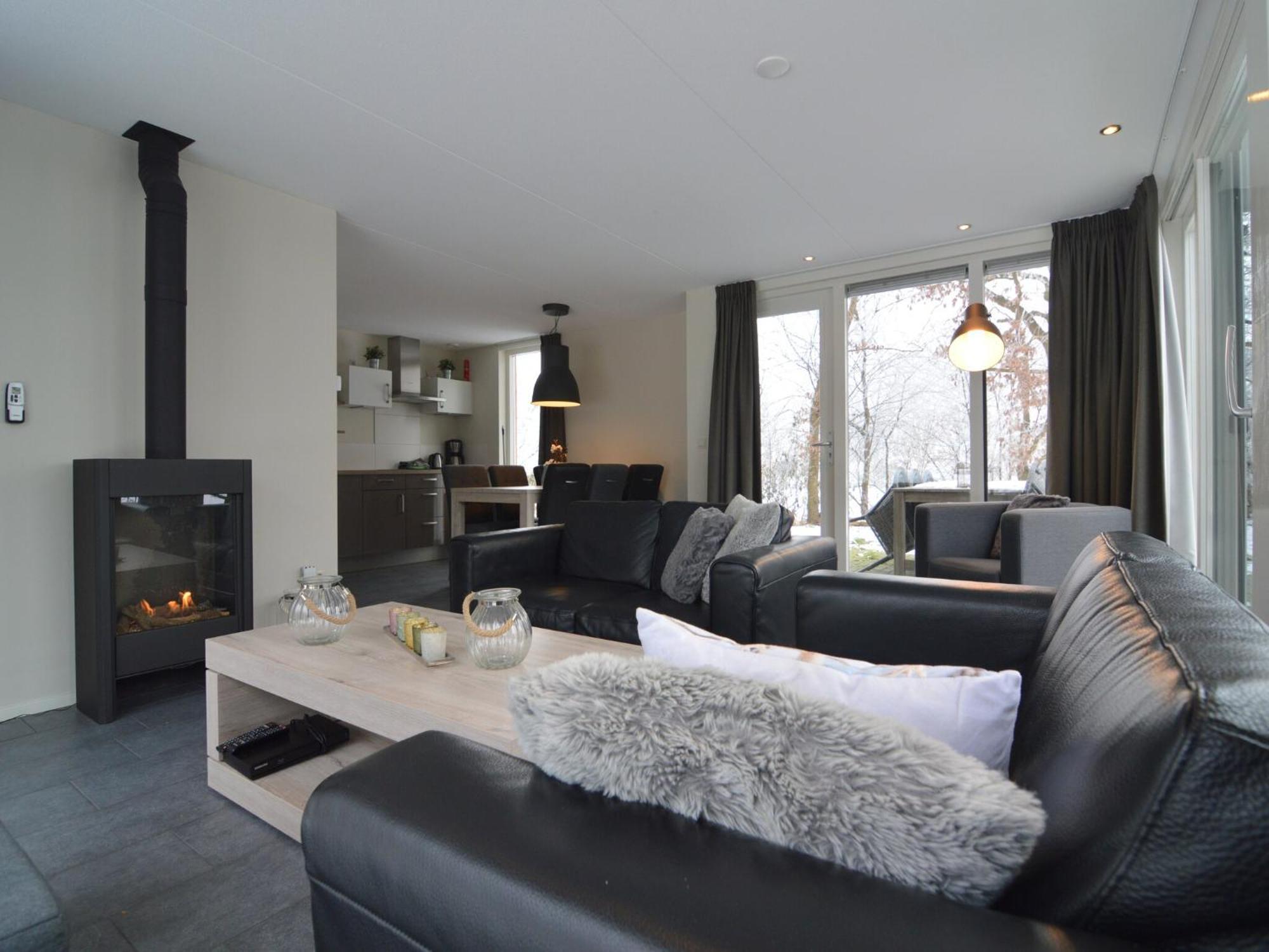 Chalet With Gorgeous View Of The Natural Surroundings Weerselo Exterior photo